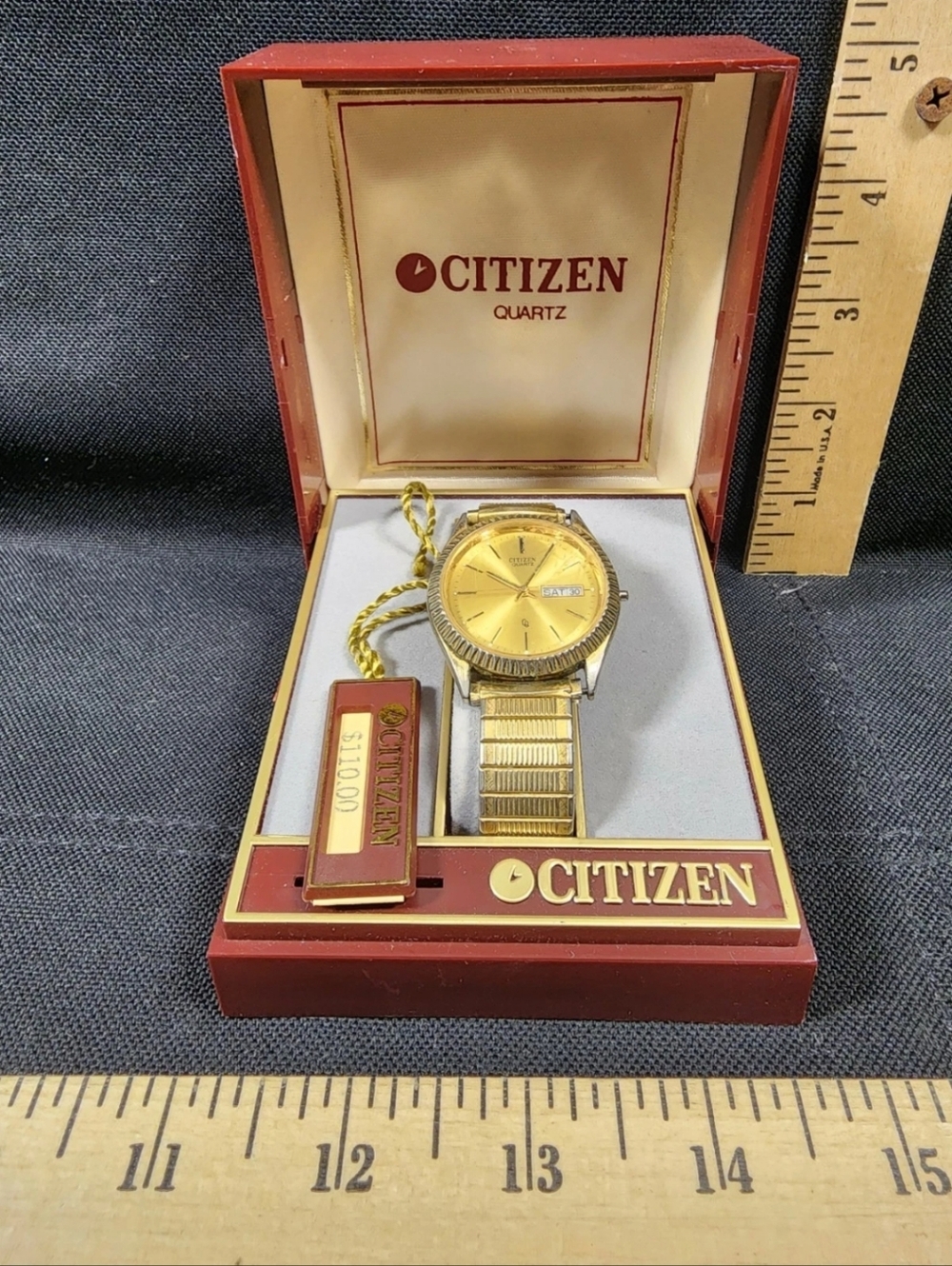 Citizen Day Date Men’s Watch In Original Box 2 Tone Band Does Not Run